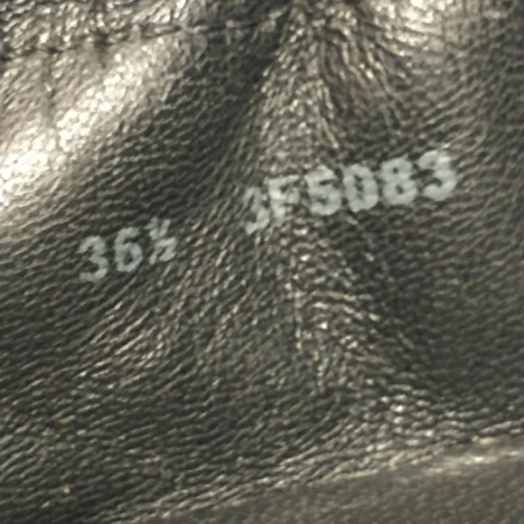 💯 Authentic PRADA Black Patent Women's Flats - Picture 10 of 12